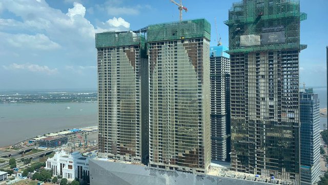 សំណង់តម្លៃជាង ៧ពាន់លានដុល្លា បានទទួលលិខិតអនុញ្ញាតពីរាជរដ្ឋាភិបាលនៅ ១១ខែ ឆ្នាំ២០២០