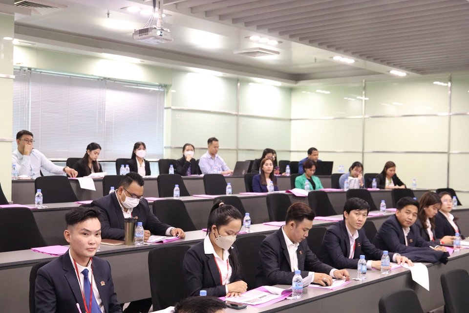 និយ័តករបរធនបាលកិច្ច ផ្ដល់នូវការបណ្ដុះបណ្ដាលស្តីពី “យន្តការ ការគ្រប់គ្រង និងការត្រួតពិនិត្យបរធនបាលកិច្ច” សម្រាប់ថ្នាក់ដឹកនាំ និងបុគ្គលិករបស់ក្រុមហ៊ុន កាណា ត្រាស ឯ.ក