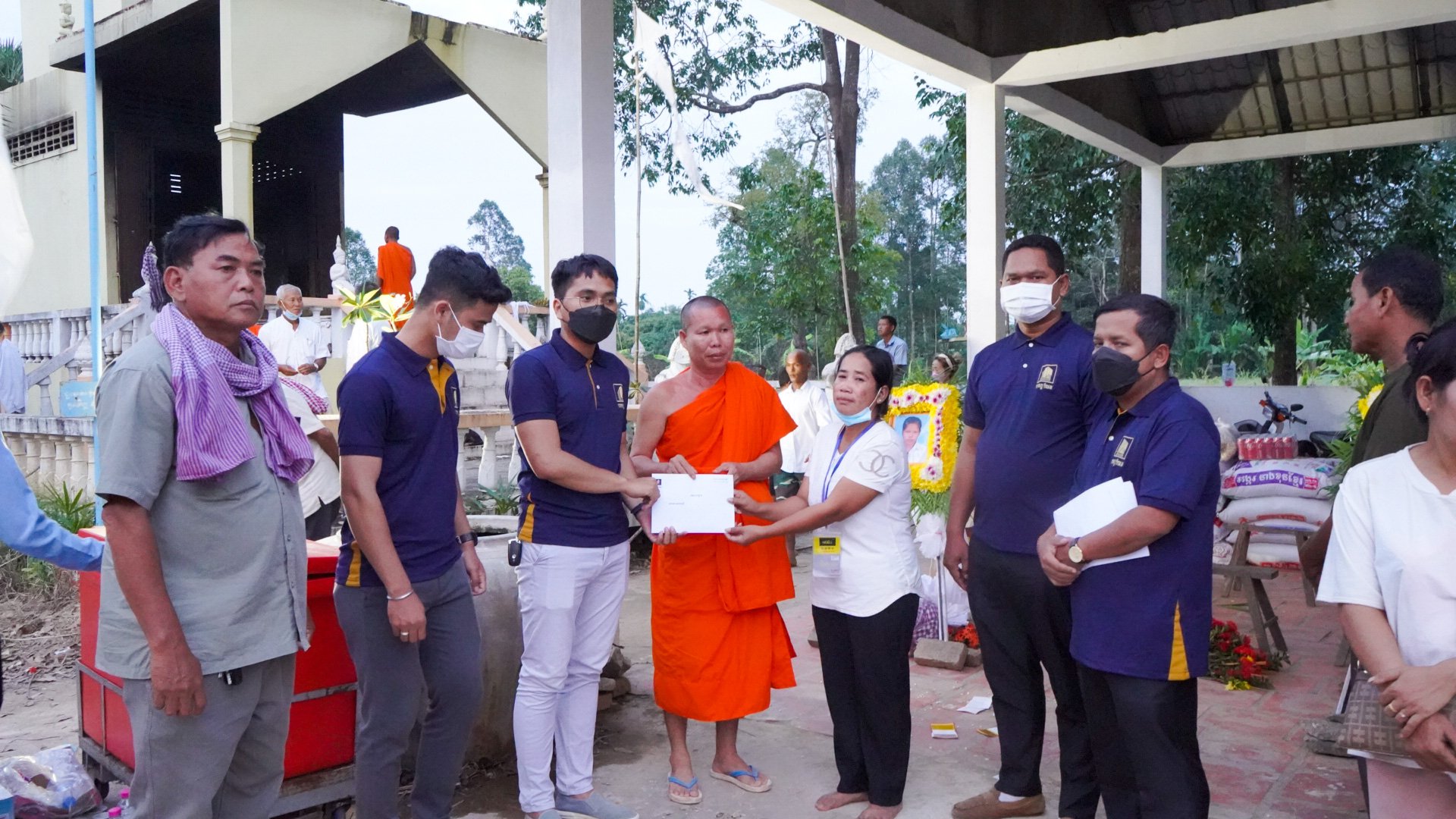 2e4445e8-a29b-467c-b0e8-3e8055c7c43c