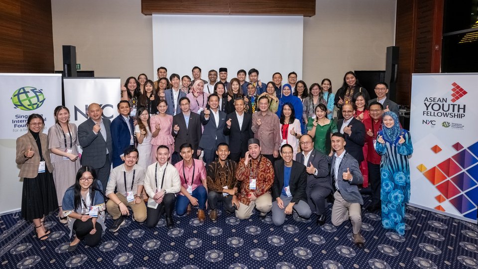 ASEAN Youth Fellowship 2023 បានចាប់ផ្តើមជាមួយនឹងអាហារពេលល្ងាចស្វាគមន៍នៅ Royal Plaza on Scotts ក្នុងប្រទេសសិង្ហបុរី។