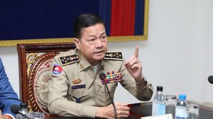 ឯកឧត្តម នេត សាវឿន៖បិទសាលាបង្រៀនបើកបរនិងយានដ្ឋានជួសជុលកែច្នៃគ្មានច្បាប់ទាំងអស់(https://www.cpp.org.kh/)