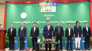 ឯកឧត្តមអគ្គបណ្ឌិតសភាចារ្យ អូន ព័ន្ធមុនីរ័ត្ន និងនិយ័តករបរធនបាលកិច្ច បានរៀបចំ កិច្ចប្រជុំបូកសរុបសមិទ្ធផលការងារឆ្នាំ២០២២ និងទិសដៅការងារបន្ត