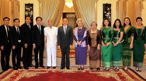 ក្រុមហ៊ុន ប៉េង ហួត គ្រុប ឧបត្ថម្ភថវិកា ៥ម៉ឺន ដុល្លារអាមេរិក ជូនសមាគមគ្រូពេទ្យស្ម័គ្រចិត្តយុវជនសម្តេចតេជោ (TYDA) សម្រាប់ការងារមនុស្សធម៌
