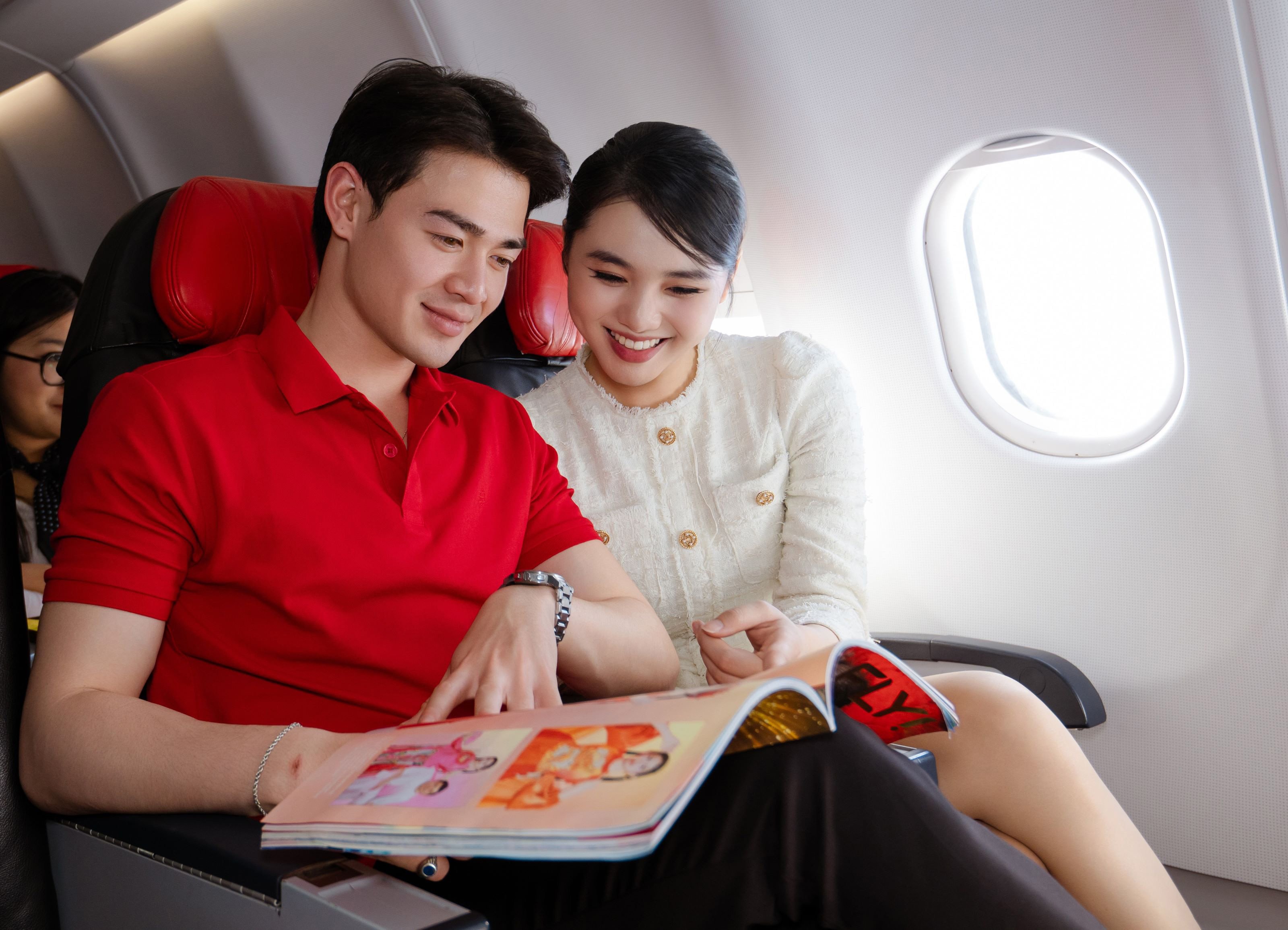 Passengers on a Vietjet flight