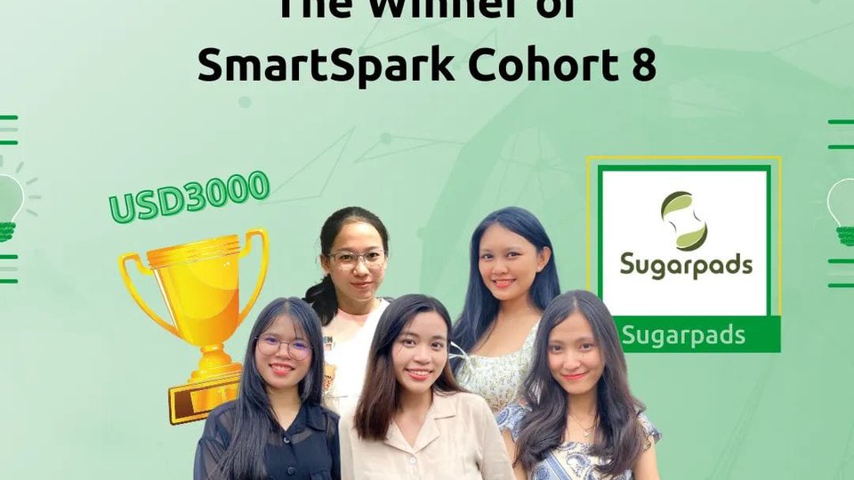 ក្រុម Sugarpads ទទួលបានរង្វាន់ទឹកប្រាក់ ៣ ០០០ដុល្លារពី Smart Axiata ក្រោយក្លាយជាជើងឯក SmartSpark ជំនាន់ទី ៨