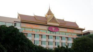 អាជីវកម្មចំនួន ៣ ទីតាំងហើយ ត្រូវបានឲ្យផ្អាកបណ្ដោះអាសន្ន គិតមកទល់រសៀលថ្ងៃទី ២៩ វិច្ឆិកា បន្ទាប់ពីរកឃើញករណីឆ្លង​កូវីដ-១៩ ថ្មី ចំនួន ៧នាក់