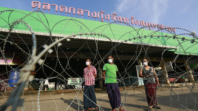 ខេត្តសមុទ្រសាខន របស់ថៃ អាចខាតបង់ប្រមាណ ៣៣លានដុល្លារក្នុងមួយថ្ងៃ ដោយសារតែផ្ទុះការឆ្លងកូវីដ-១៩  (រូបភាព៖ Bangkok Post)