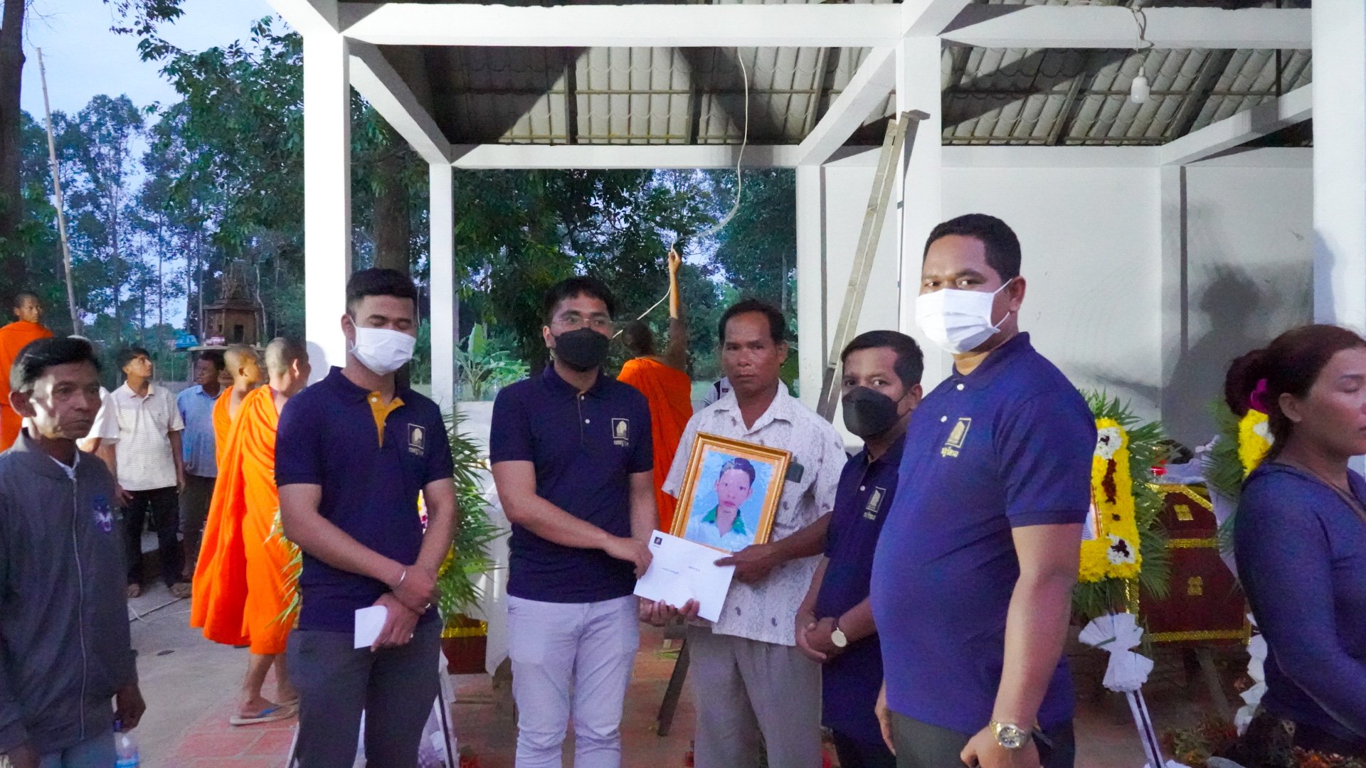 dff8d441-abdb-4b81-949c-b906151e1970