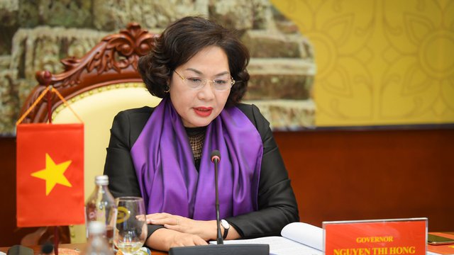 លោកជំទាវស្រី ងុយយិន ធីហុង ទេសាភិបាលធនាគាររដ្ឋវៀតណាម