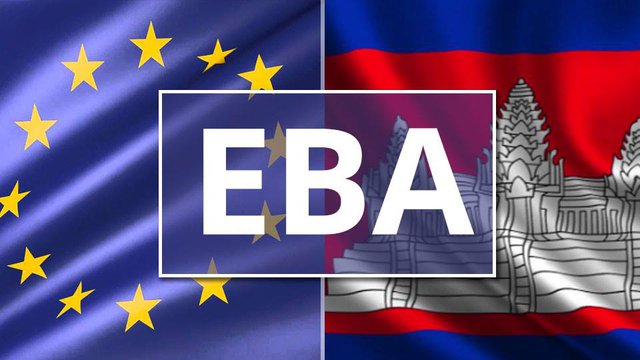 សហភាព​អឺរ៉ុប​ប្រាប់​កម្ពុជា​នៅថ្ងៃទី៥ តុលា ២០១៨ ថា ខ្លួន​"ចាប់​ផ្ដើម​ដំណើរការ"​ដក​ការអនុគ្រោះ​ពន្ធ EBA ពី​កម្ពុជា។