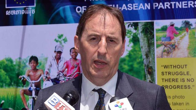 ឯកឧត្ដម George Edgar ឯកអគ្គរដ្ឋទូត​សហភាព​អឺរ៉ុប​ប្រចាំ​កម្ពុជា។