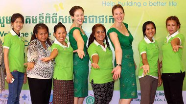 រូបភាព​នៃ​ពិធី​សម្ពោធ​បើក​ទីភ្នាក់ងារ​បណ្ដុះ​បណ្ដាល​និង​បញ្ជូន​ពលករ​ទៅ​ក្រៅ​ប្រទេស​ឈ្មោះ Maid In Cambodia។ រូបភាព៖ maidincambodia.com