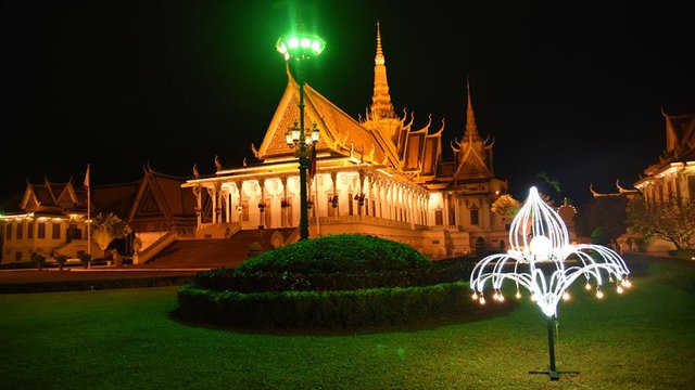 ព្រះបរមរាជវាំងកម្ពុជា