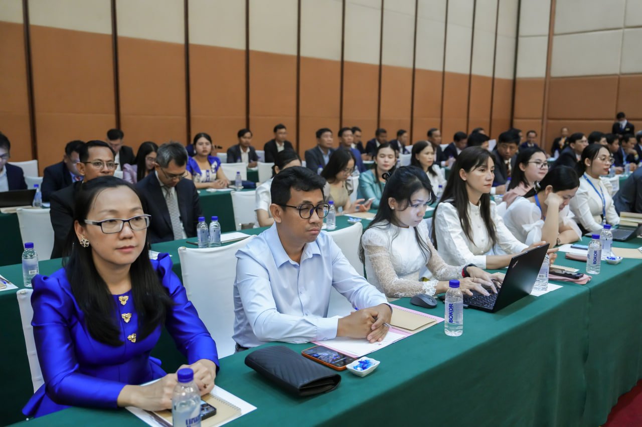 ឯកឧត្តមឧបនាយករដ្ឋមន្ត្រីប្រចាំការ វង្សី វិស្សុត