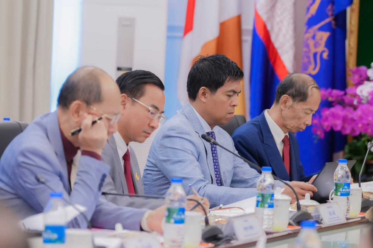 ឯកឧត្តមឧបនាយករដ្ឋមន្ត្រីប្រចាំការ វង្សី វិស្សុត