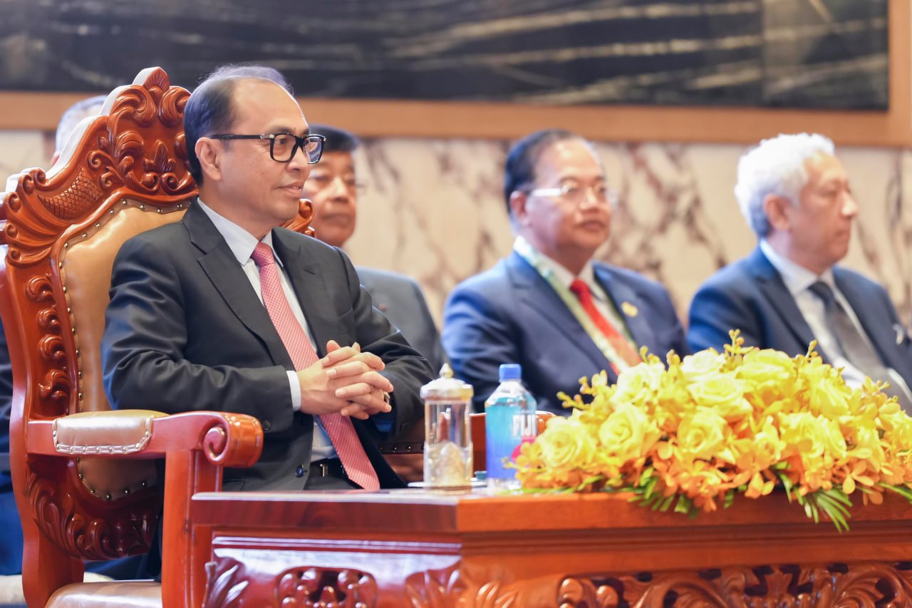 ឯកឧត្តមឧបនាយករដ្ឋមន្រ្តីប្រចាំការ វង្សី វិស្សុត