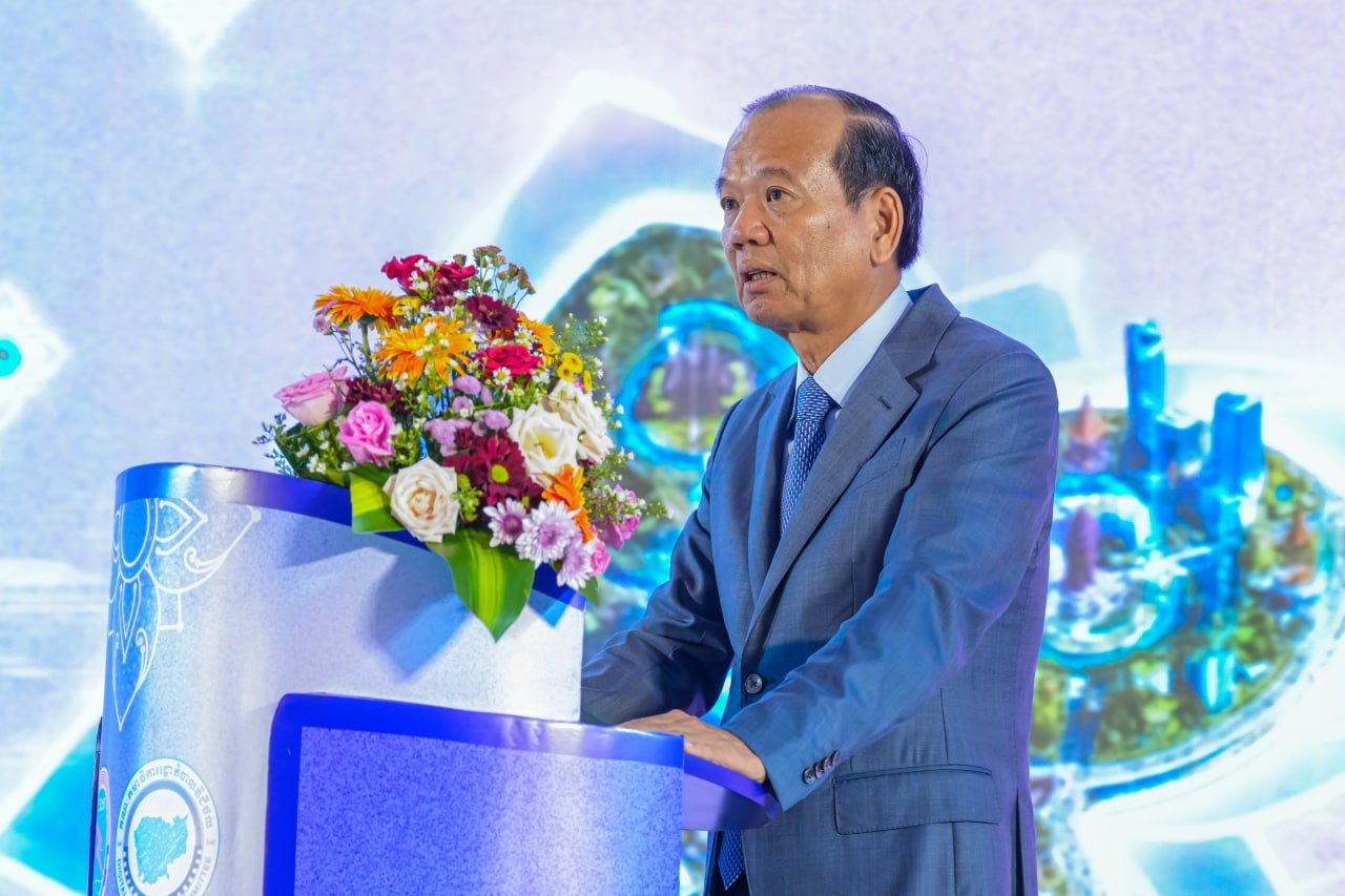 ឯកឧត្តមឧបនាយករដ្ឋមន្ត្រីប្រចាំការ វង្សី វិស្សុត