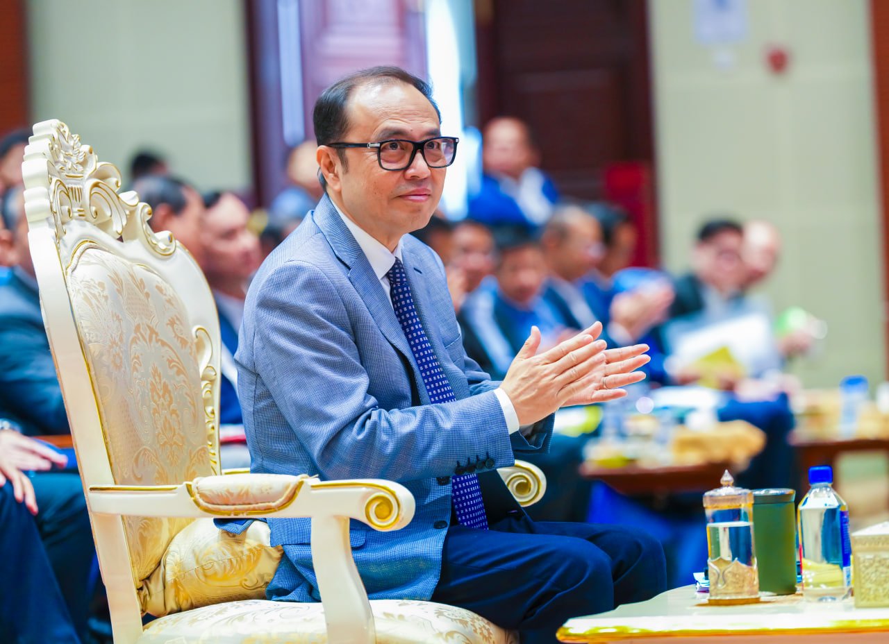 ឯកឧត្តមឧបនាយករដ្ឋមន្រ្តីប្រចាំការ វង្សី វិស្សុត