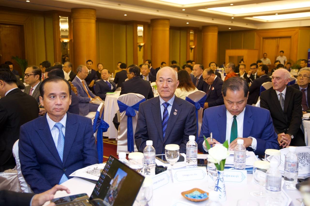 ឯកឧត្តមឧបនាយករដ្ឋមន្រ្តីប្រចាំការ វង្សី វិស្សុត