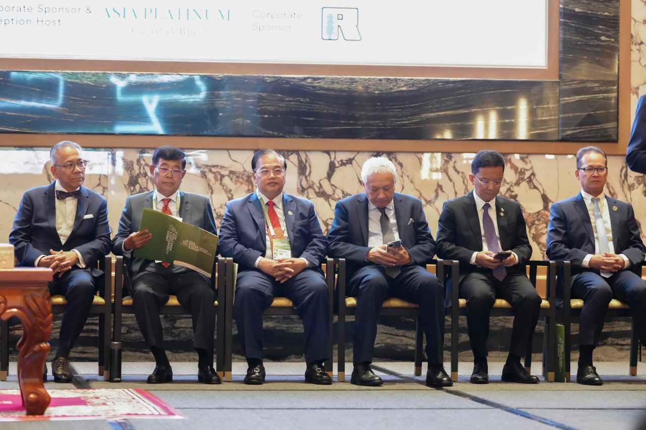 ឯកឧត្តមឧបនាយករដ្ឋមន្រ្តីប្រចាំការ វង្សី វិស្សុត