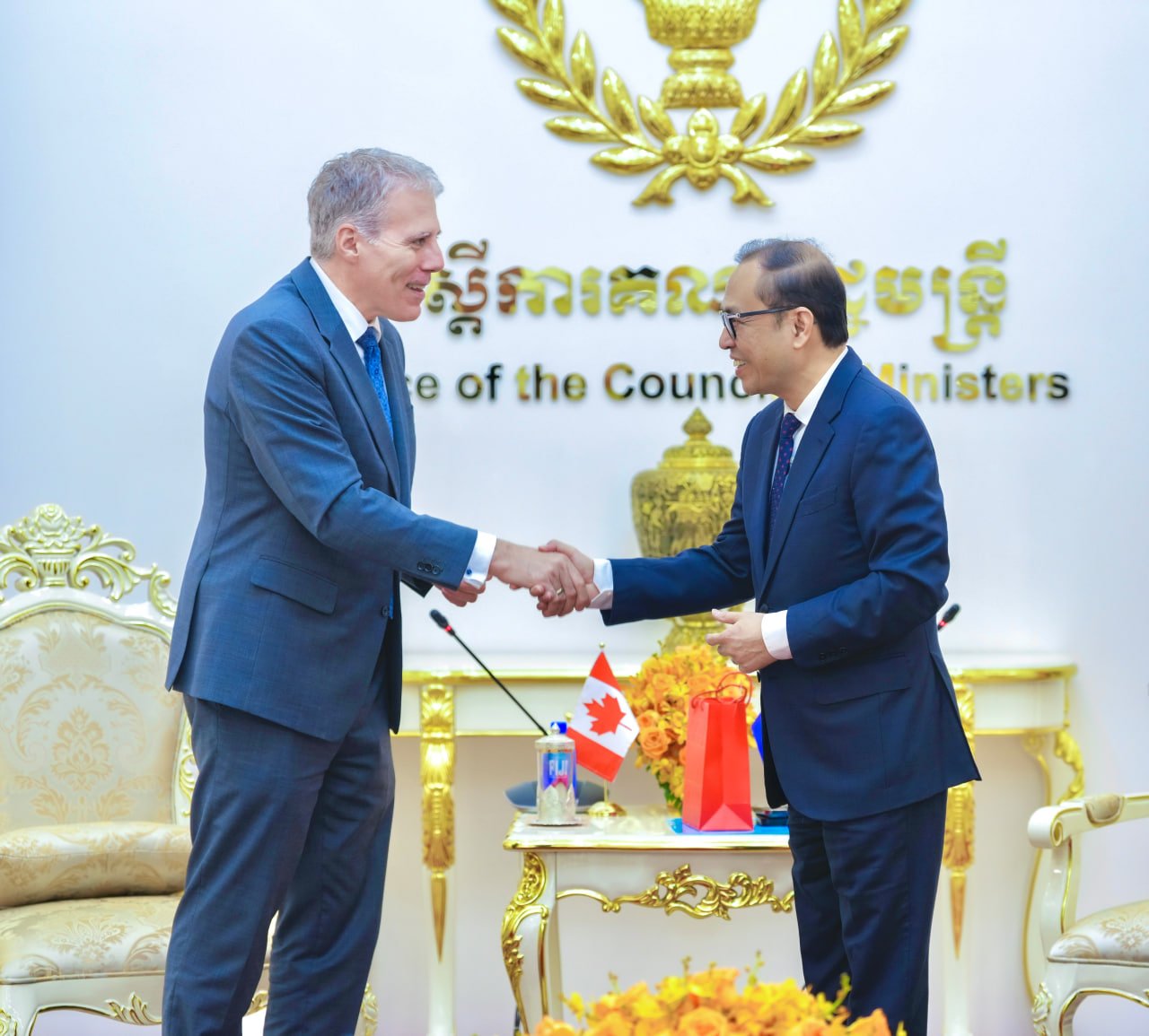 ឯកឧត្តមឧបនាយករដ្ឋមន្ត្រីប្រចាំការ វង្សី វិស្សុត