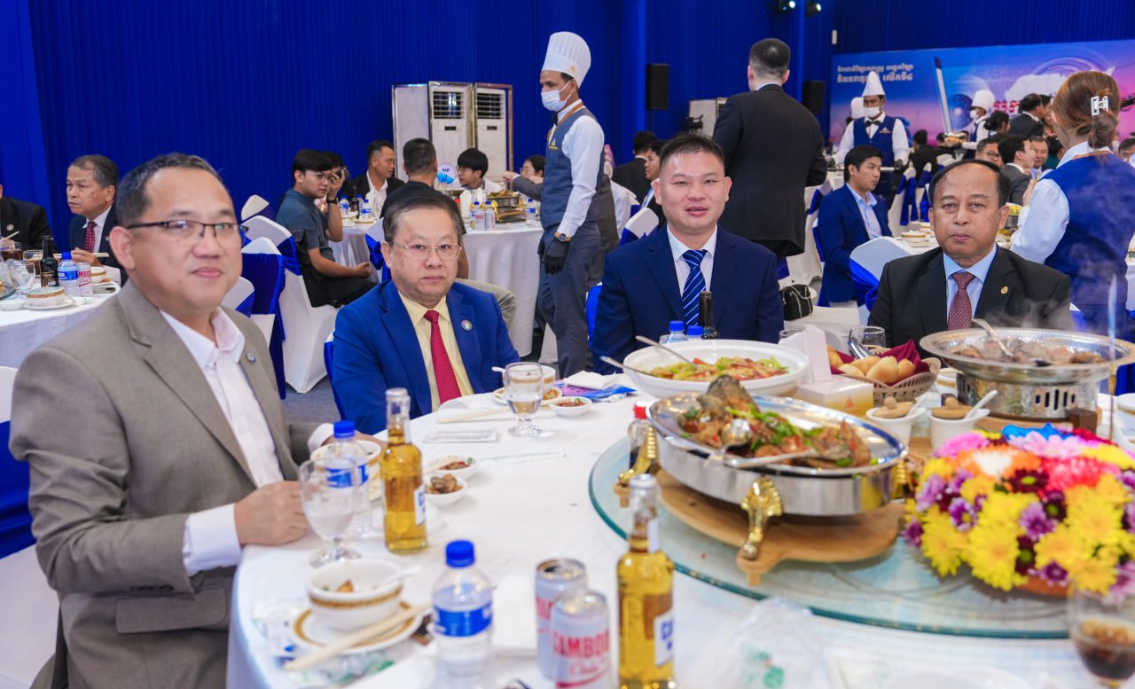 ឯកឧត្តមឧបនាយករដ្ឋមន្រ្តីប្រចាំការ វង្សី វិស្សុត