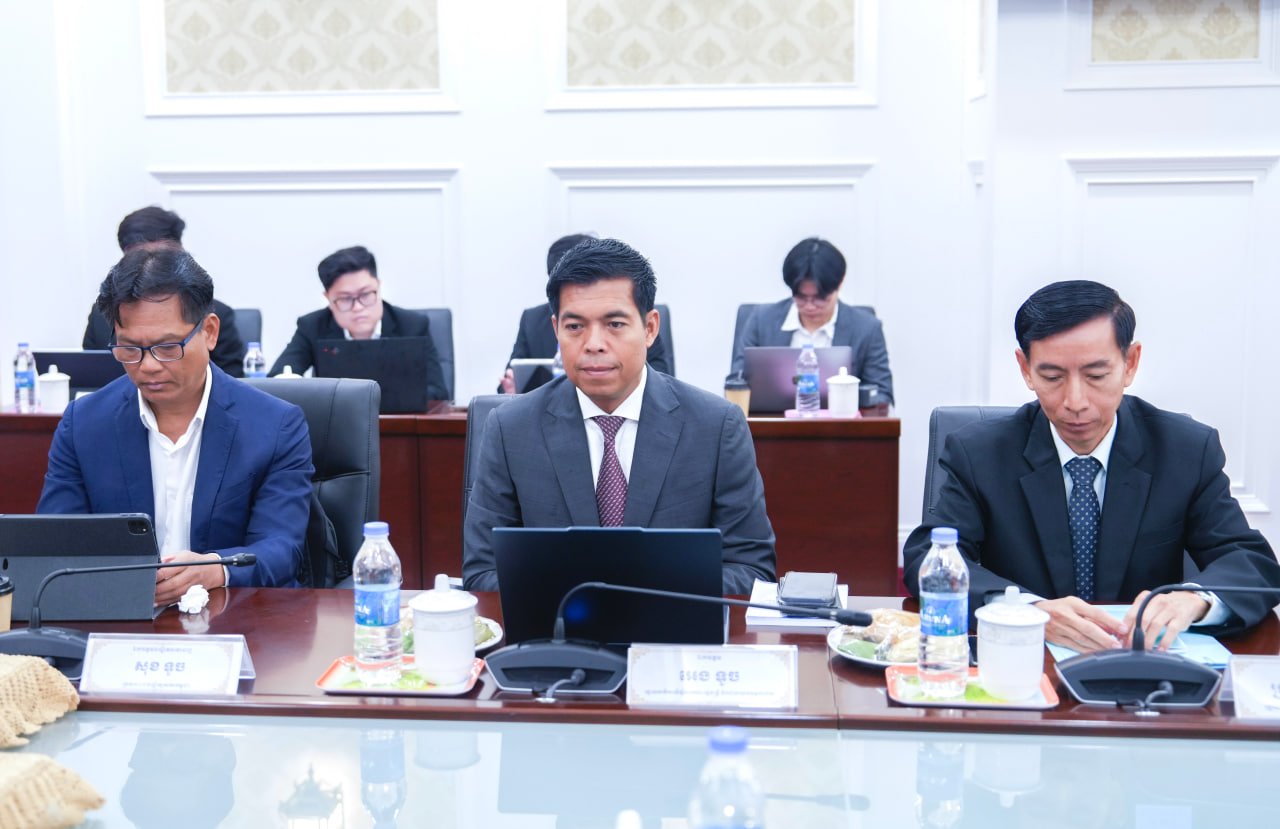 ឯកឧត្តមឧបនាយករដ្ឋមន្រ្តីប្រចាំការ វង្សី វិស្សុត