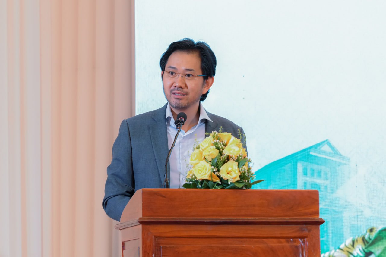 ឯកឧត្តម វង្សី វិស្សុត៖