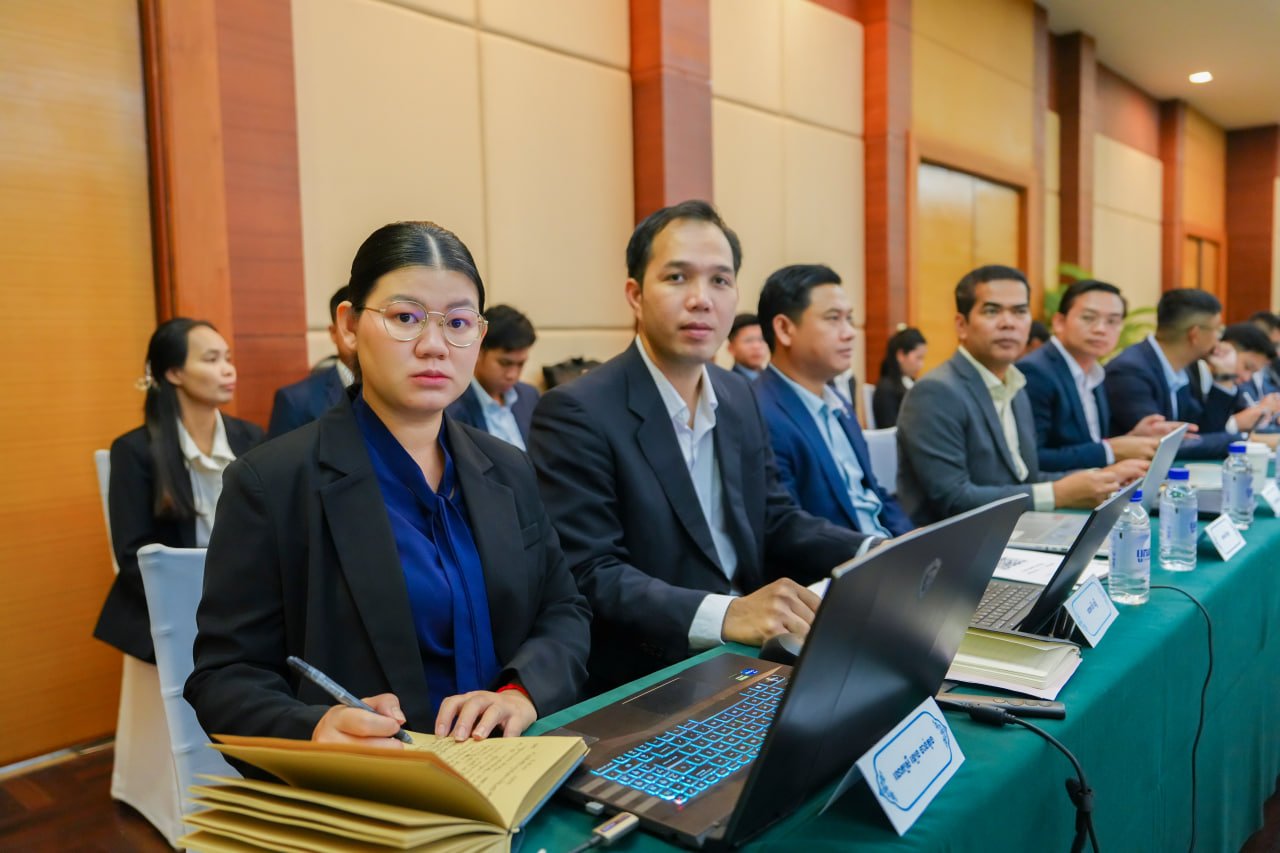 ឯកឧត្តមឧបនាយករដ្ឋមន្រ្តីប្រចាំការ វង្សី វិស្សុត