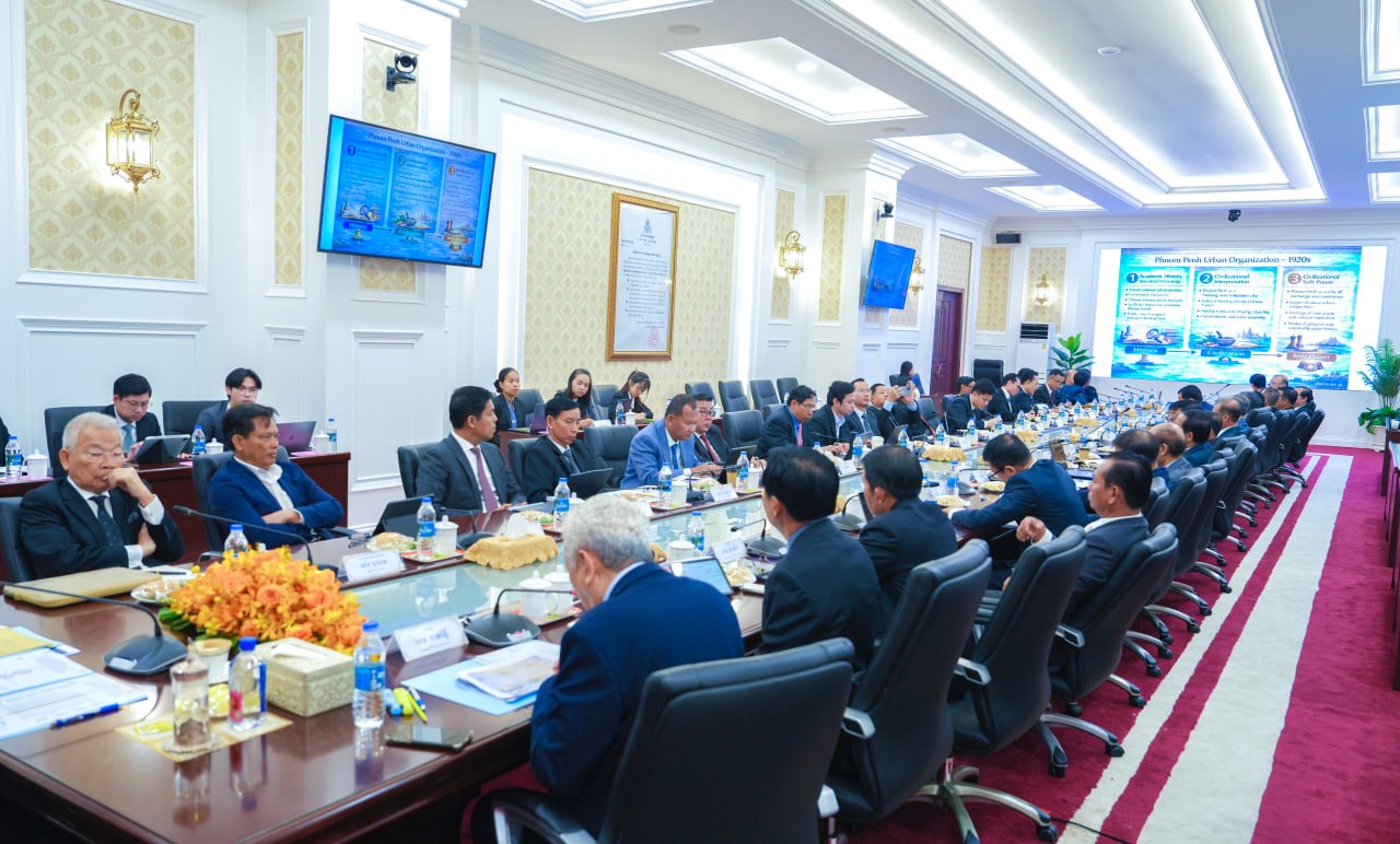 ឯកឧត្តមឧបនាយករដ្ឋមន្រ្តីប្រចាំការ វង្សី វិស្សុត