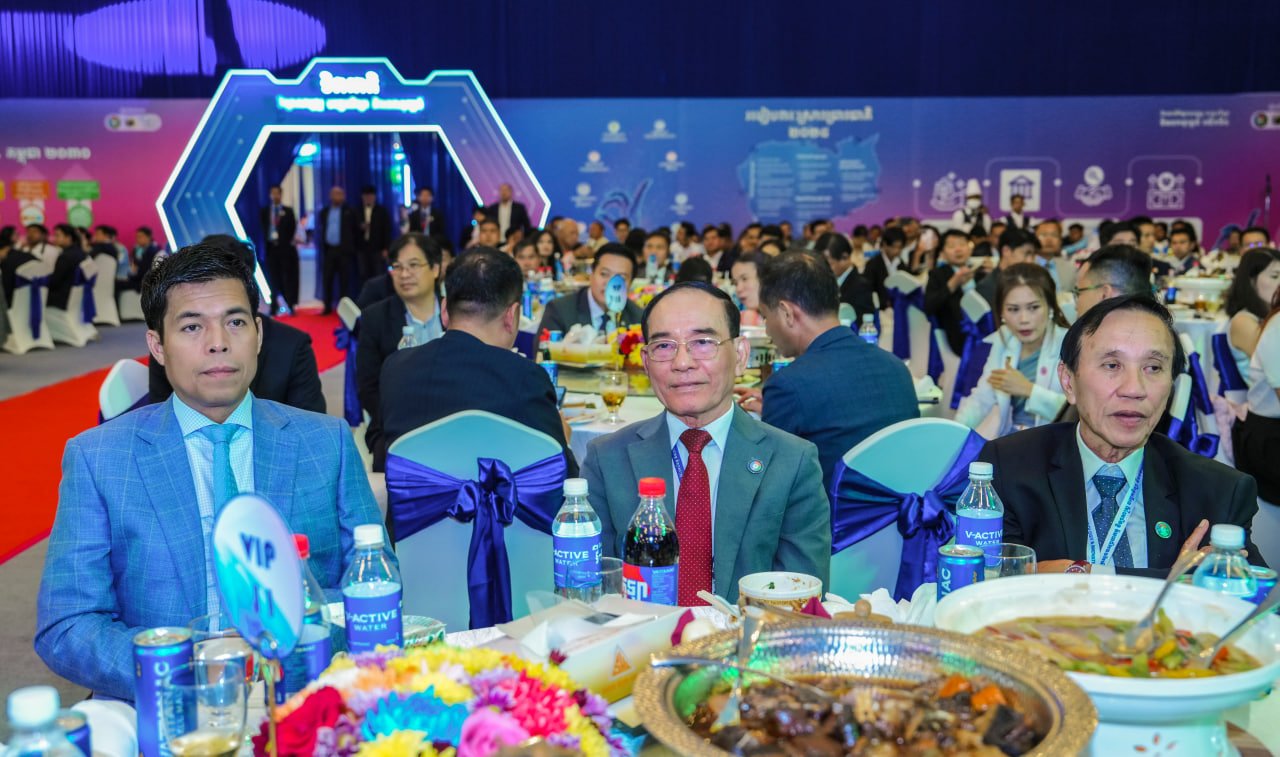 ឯកឧត្តមឧបនាយករដ្ឋមន្រ្តីប្រចាំការ វង្សី វិស្សុត