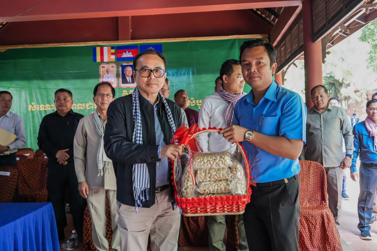 ឯកឧត្តមឧបនាយករដ្ឋមន្ត្រីប្រចាំការ វង្សី វិស្សុត