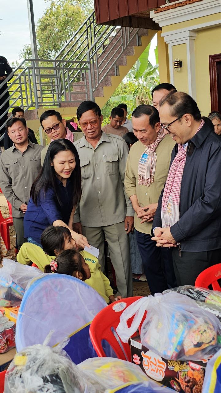 ឯកឧត្តមឧបនាយករដ្ឋមន្រ្តីប្រចាំការ វង្សី វិស្សុត