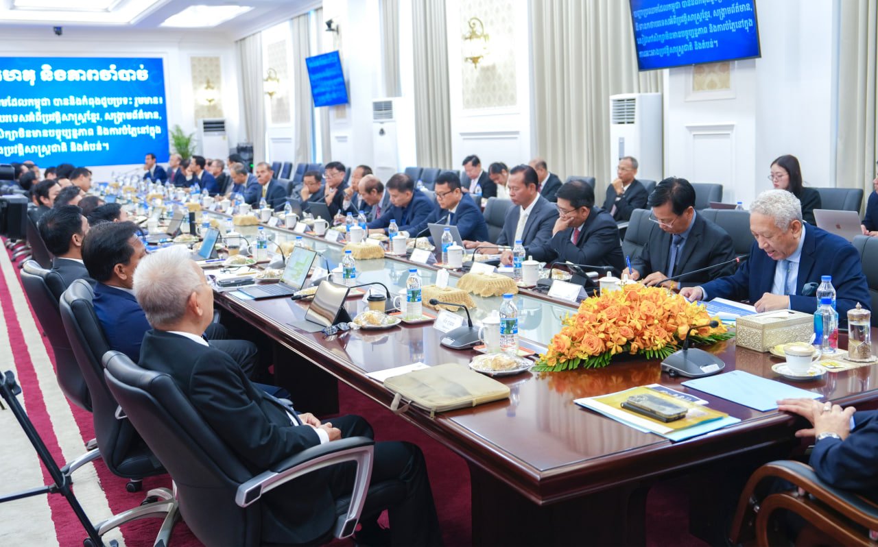 ឯកឧត្តមឧបនាយករដ្ឋមន្រ្តីប្រចាំការ វង្សី វិស្សុត