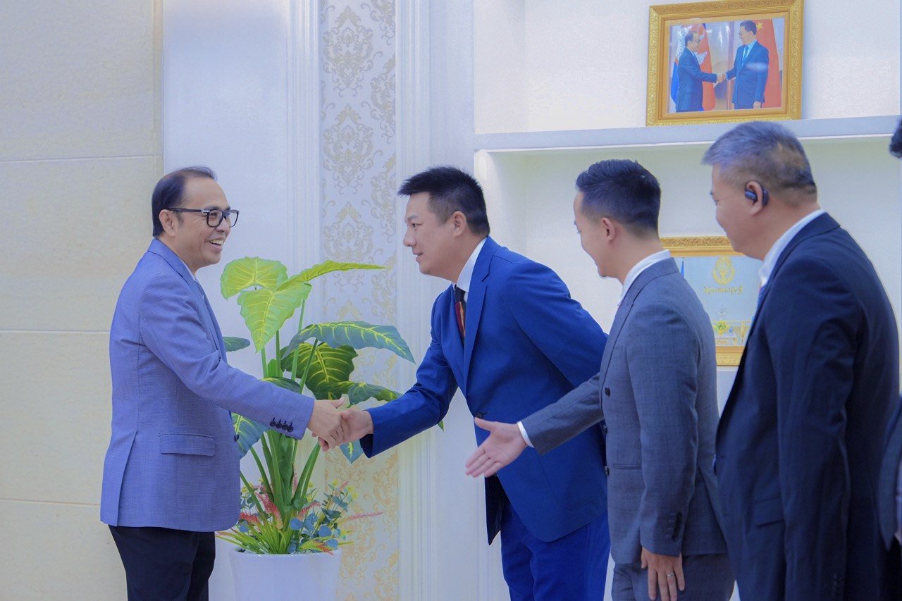 ឯកឧត្តមឧបនាយករដ្ឋមន្ត្រីប្រចាំការ វង្សី វិស្សុត