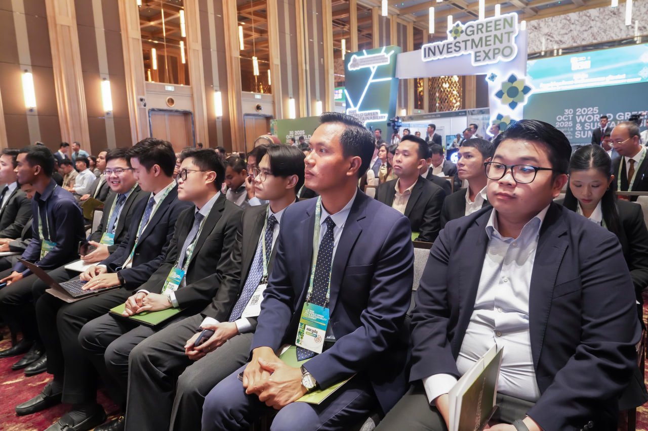 ឯកឧត្តមឧបនាយករដ្ឋមន្រ្តីប្រចាំការ វង្សី វិស្សុត