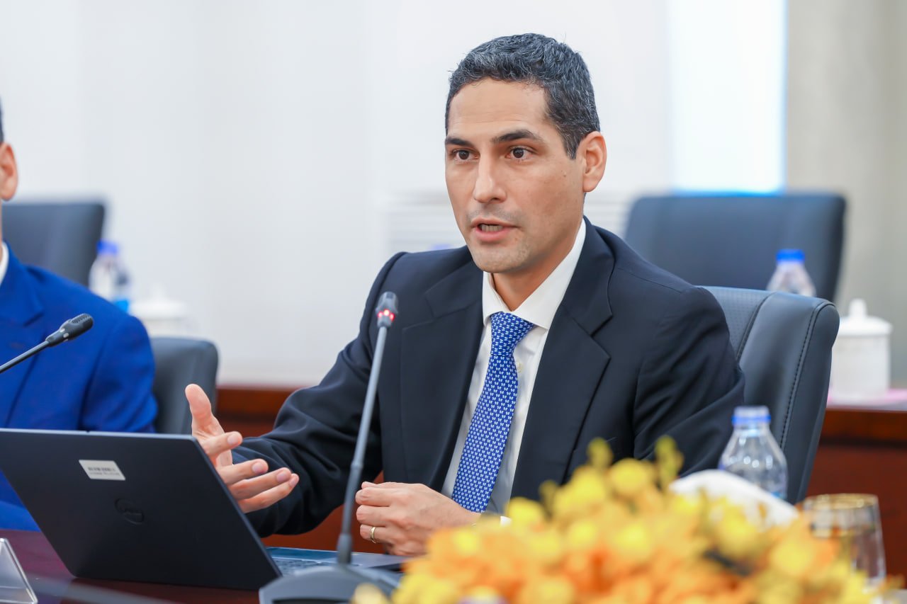 ឯកឧត្តមឧបនាយករដ្ឋមន្ត្រីប្រចាំការ វង្សី វិស្សុត