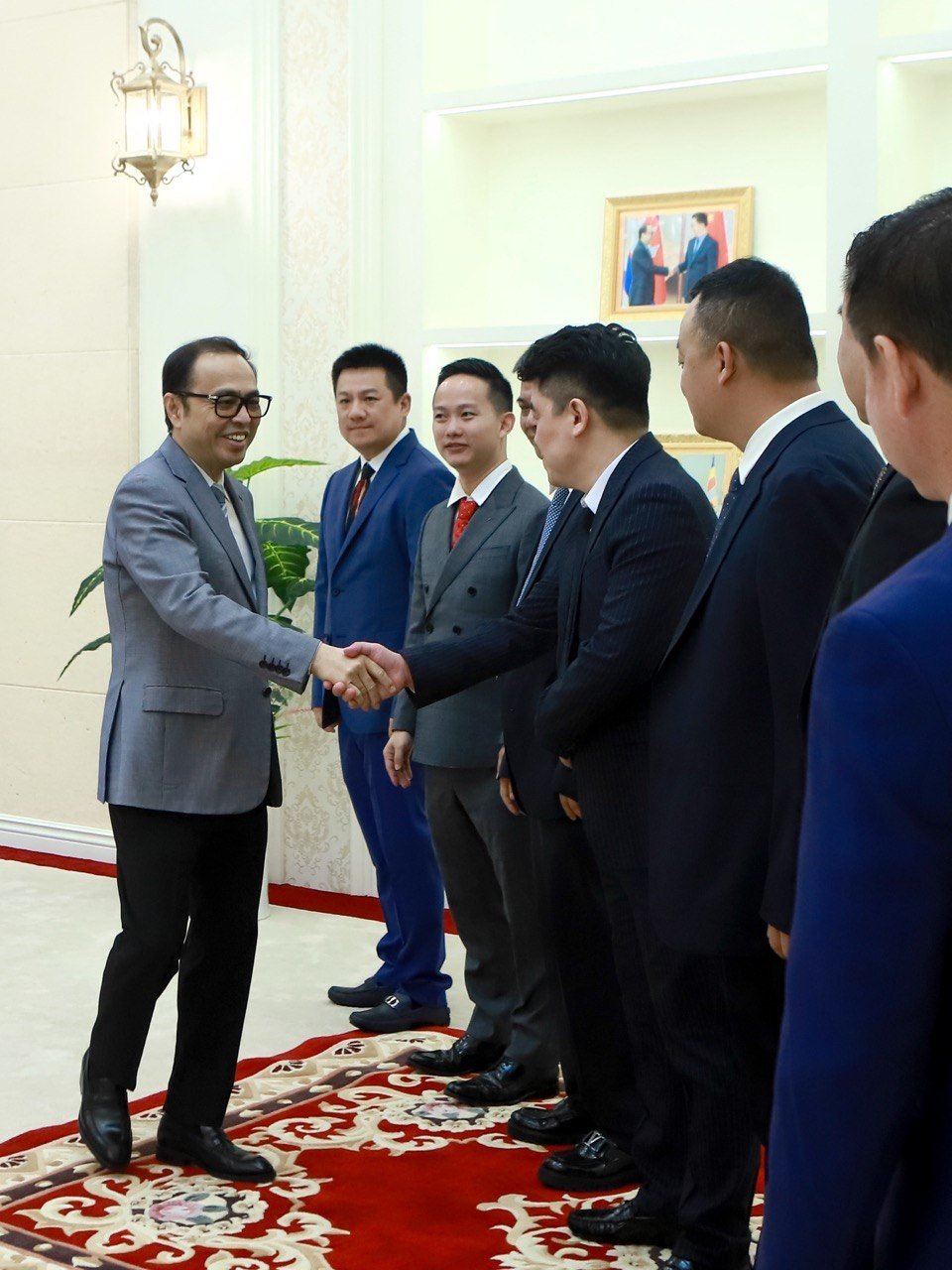 ឯកឧត្តមឧបនាយករដ្ឋមន្ត្រីប្រចាំការ វង្សី វិស្សុត