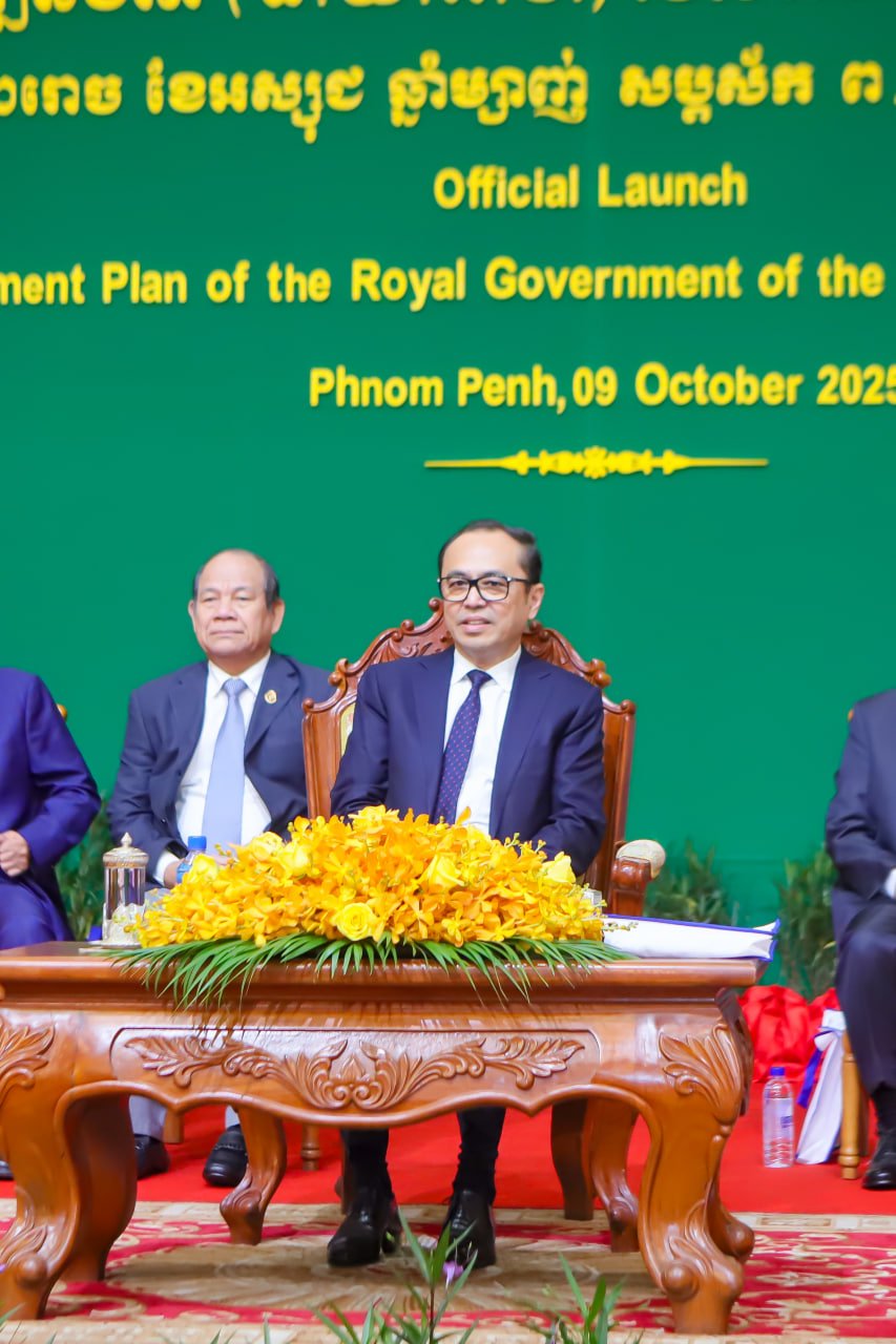 ឯកឧត្ដមឧបនាយករដ្ឋមន្រ្តីប្រចាំការ វង្សី វិស្សុត