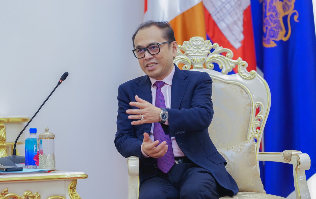 ឯកឧត្តមឧបនាយករដ្ឋមន្ត្រីប្រចាំការ វង្សី វិស្សុត