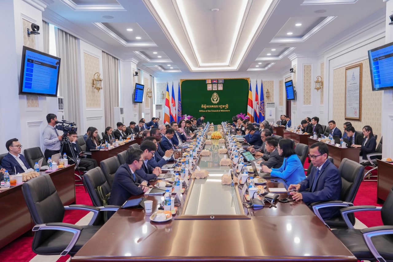 ឯកឧត្តមឧបនាយករដ្ឋមន្ត្រីប្រចាំការ វង្សី វិស្សុត