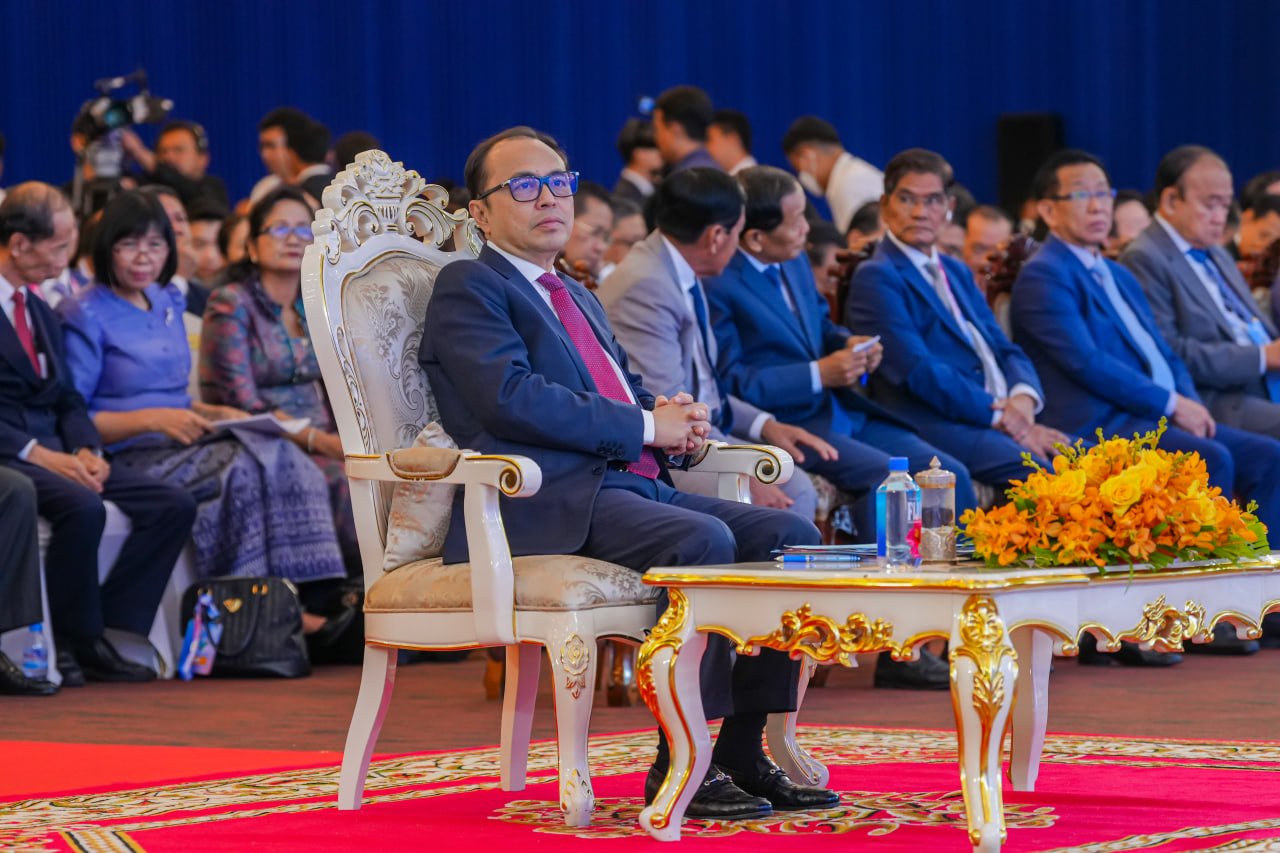 ឯកឧត្តមឧបនាយករដ្ឋមន្ត្រីប្រចាំការ វង្សី វិស្សុត