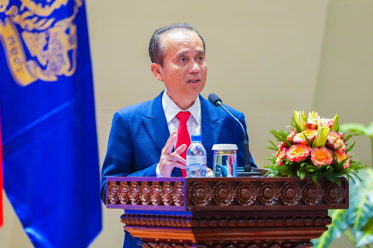 ឯកឧត្តមឧបនាយករដ្ឋមន្រ្តីប្រចាំការ វង្សី វិស្សុត