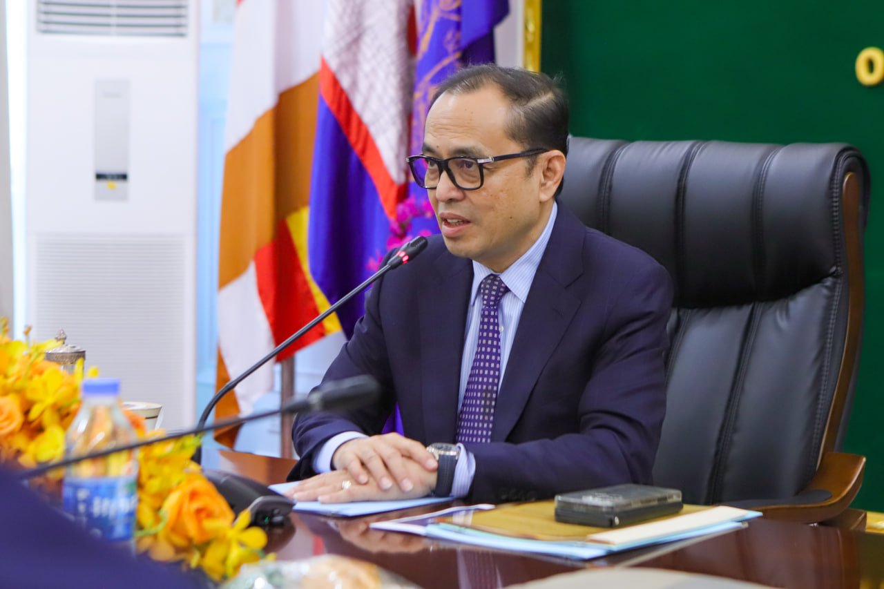 ឯកឧត្តមឧបនាយករដ្ឋមន្រ្តីប្រចាំការ វង្សី វិស្សុត