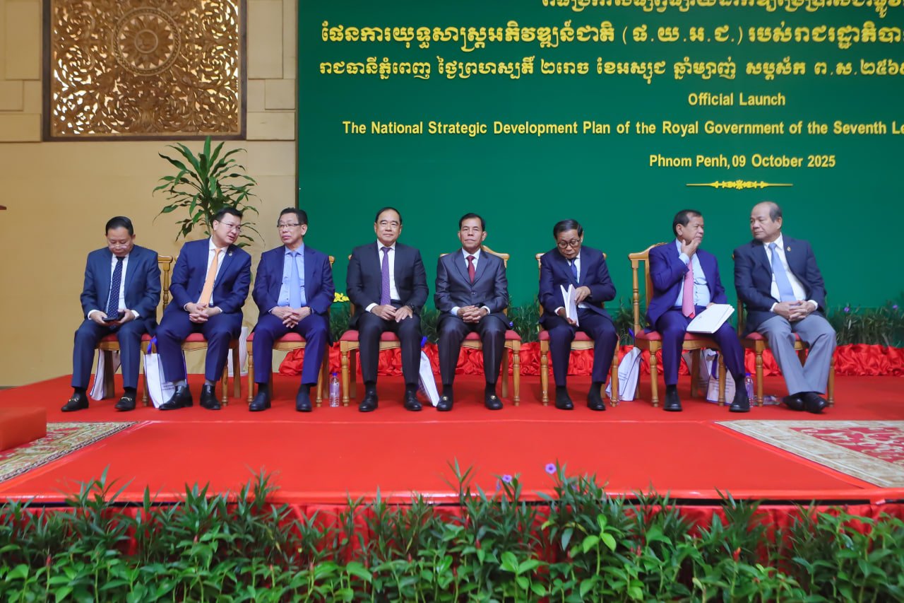 ឯកឧត្ដមឧបនាយករដ្ឋមន្រ្តីប្រចាំការ វង្សី វិស្សុត