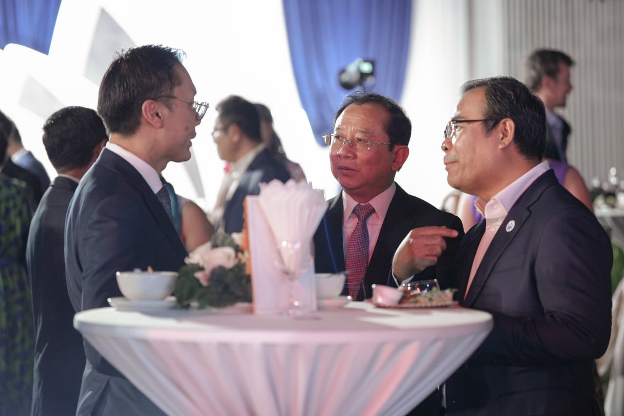 ឯកឧត្តមឧបនាយករដ្ឋមន្រ្តីប្រចាំការ វង្សី វិស្សុត