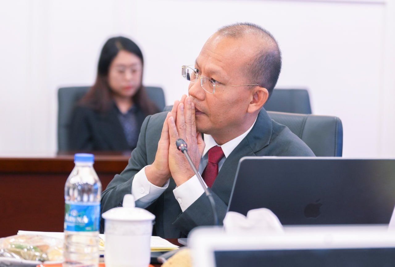 ឯកឧត្តមឧបនាយករដ្ឋមន្ត្រីប្រចាំការ វង្សី វិស្សុត