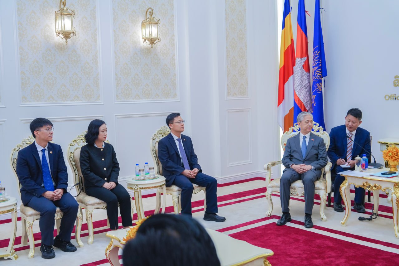 ឯកឧត្តមឧបនាយករដ្ឋមន្ត្រីប្រចាំការ វង្សី វិស្សុត