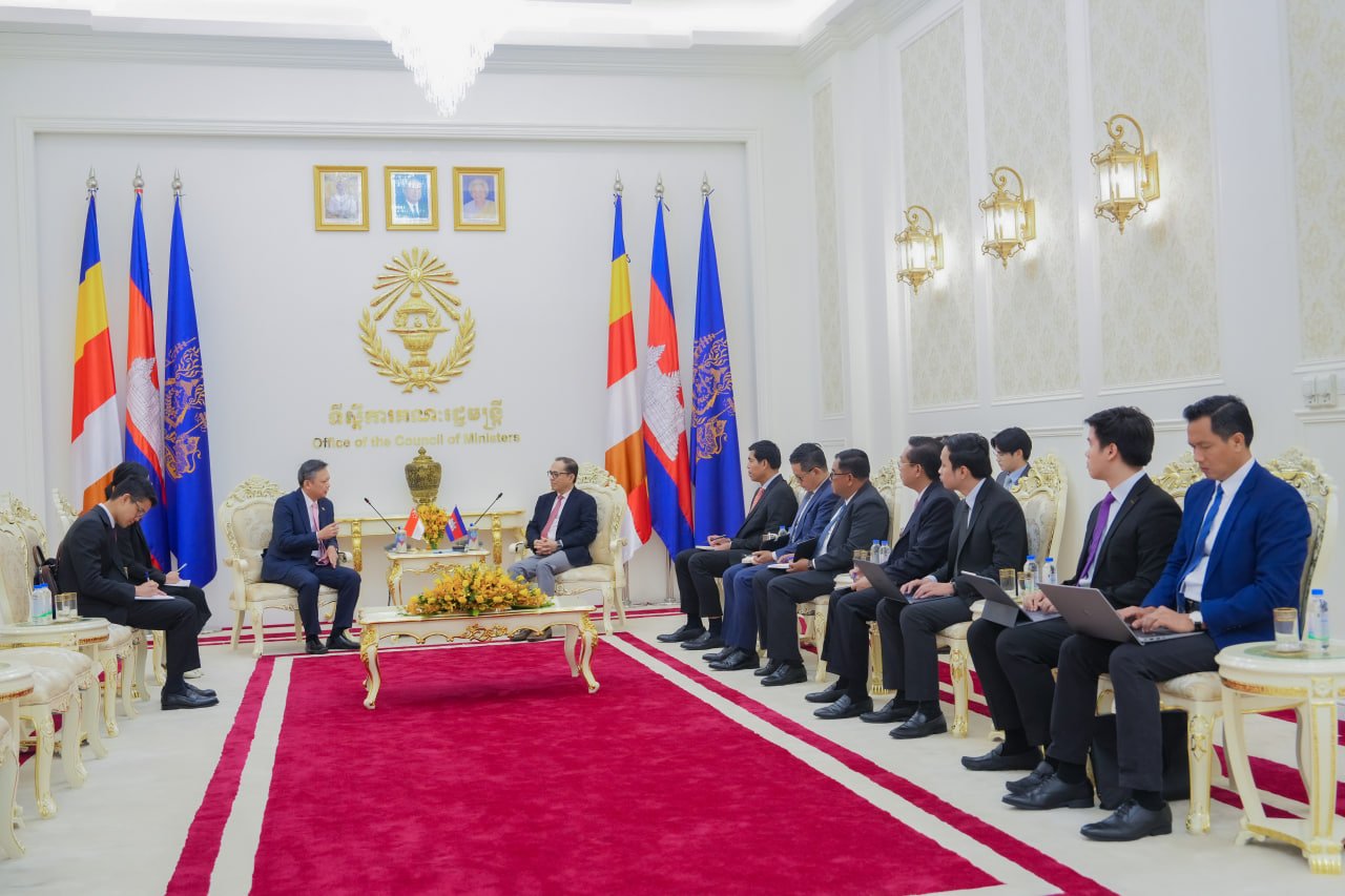 កម្ពុជា- សឹង្ហបុរី
