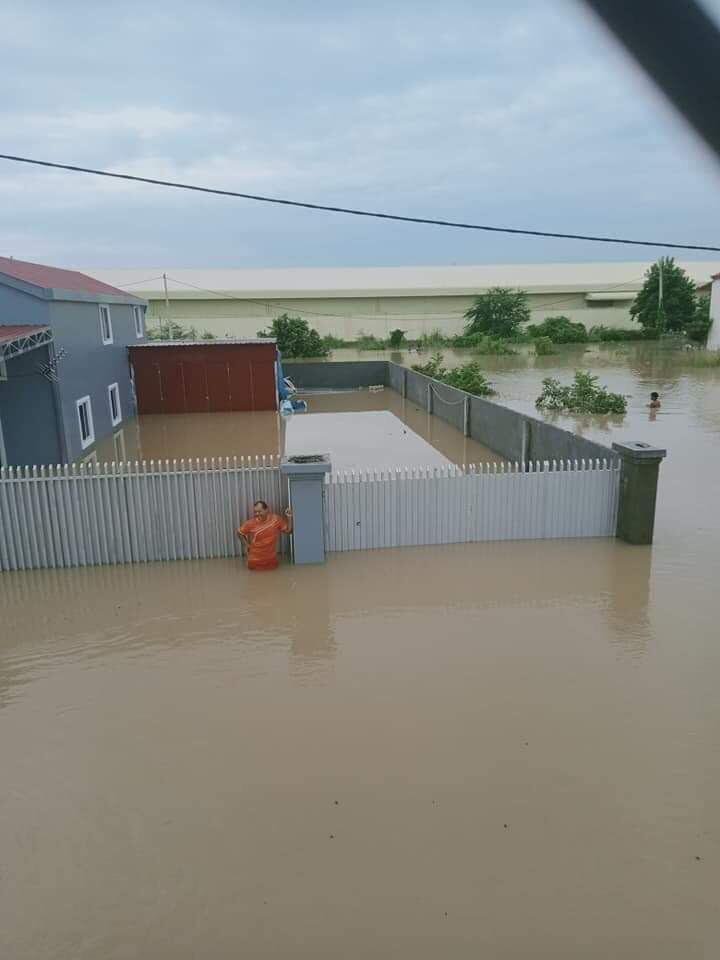 ធនាគារ អេស៊ីលីដា បរិច្ចាគថវិកា ២៥ម៉ឺនដុល្លារ សម្រាប់ជួយសង្រ្គោះពលរដ្ឋរងគ្រោះដោយសារទឹកជំនន់